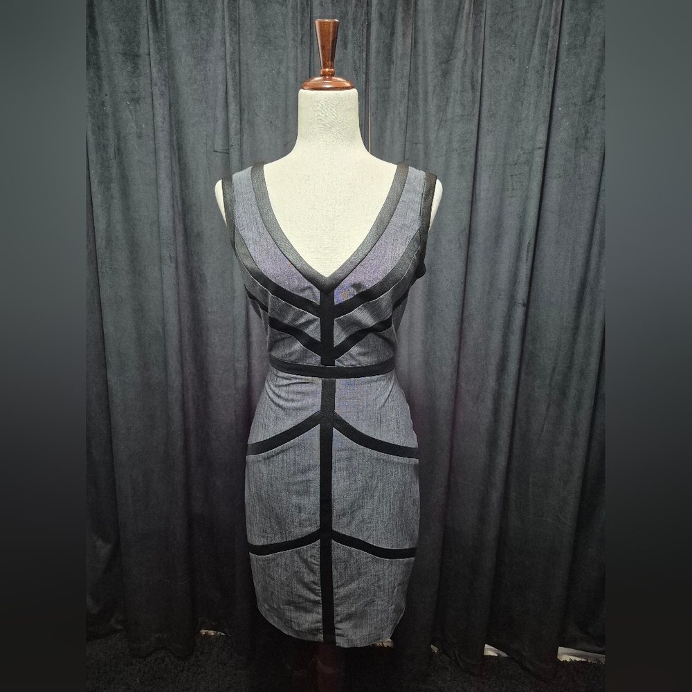 XOXO Gray and Black Sleeveless Dress